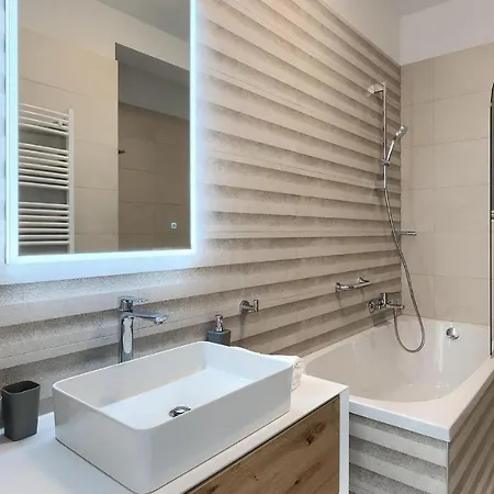 Gorgeous In With Kitchen Holiday home Porec